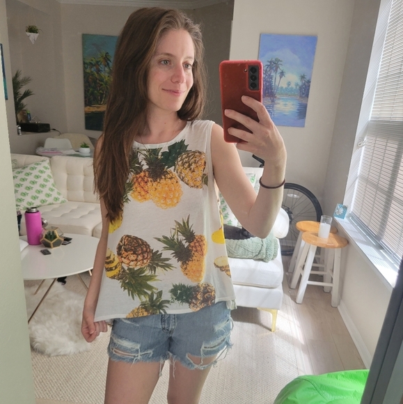 Chaser | Pineapple Tank - Picture 6 of 12